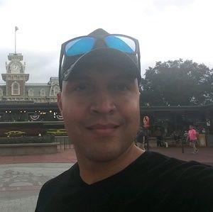 Meet your Posher, Jose luis